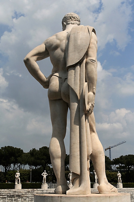 Stadio dei marmi 251